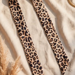 Leopard Print Skinny Scarf Twilly